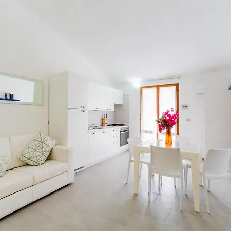Calasetta Residence Apartmanhotel 3*