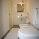 מלון דירות Calasetta Residence 3*