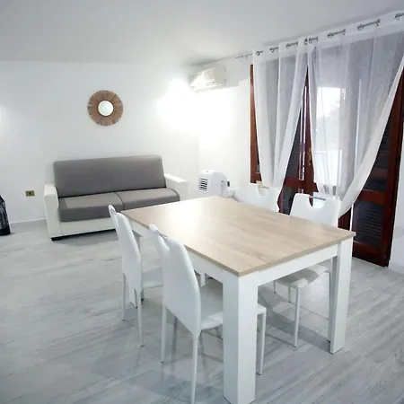 Calasetta Residence 3*