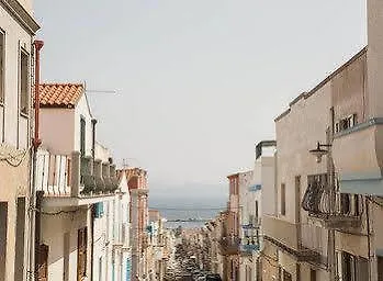Hotel apartamentowy Calasetta Residence 5*