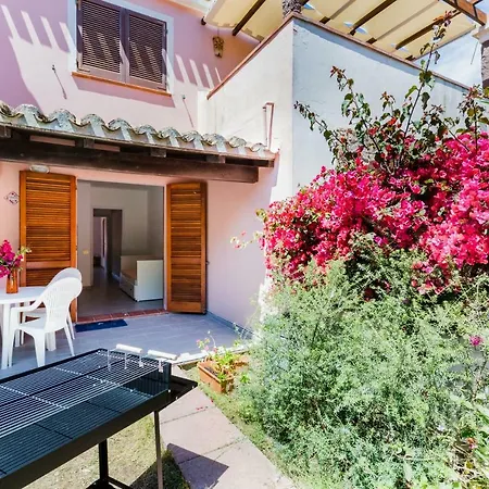 Hotel apartamentowy Calasetta Residence